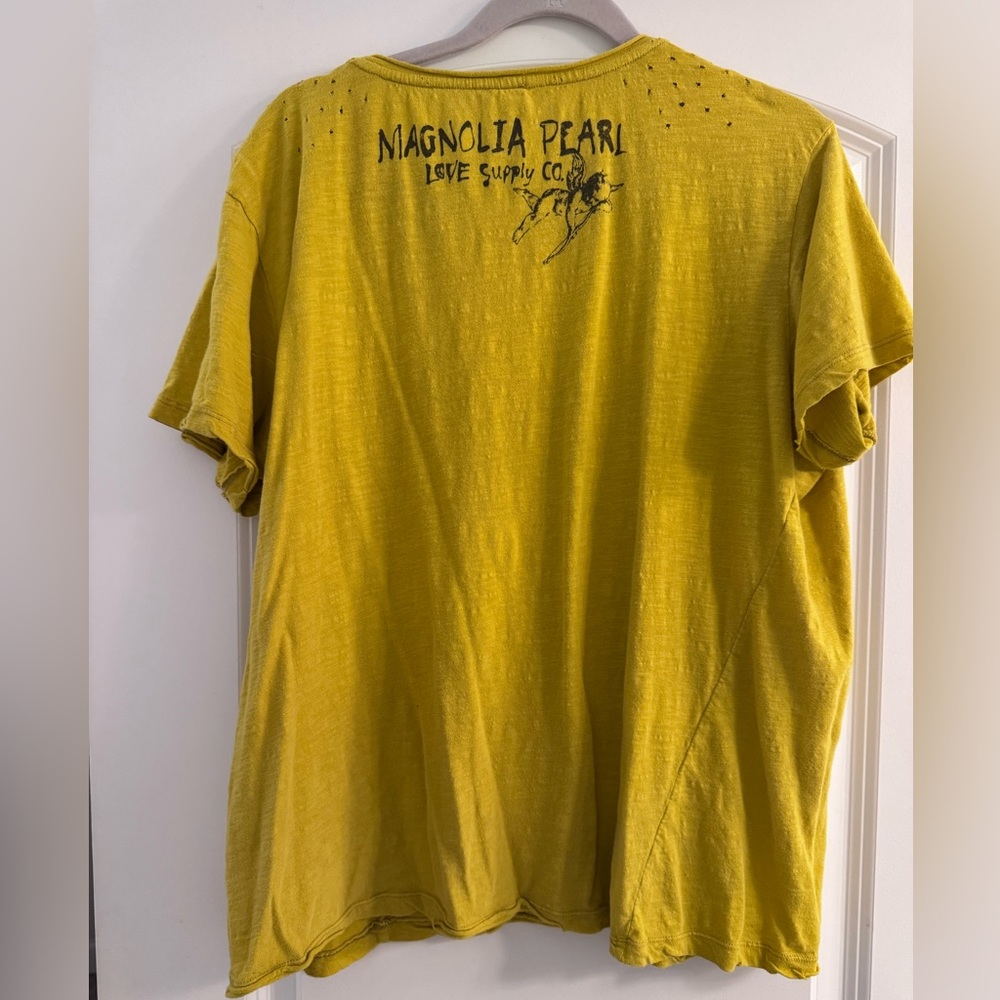 Magnolia Pearl Mustard Tee